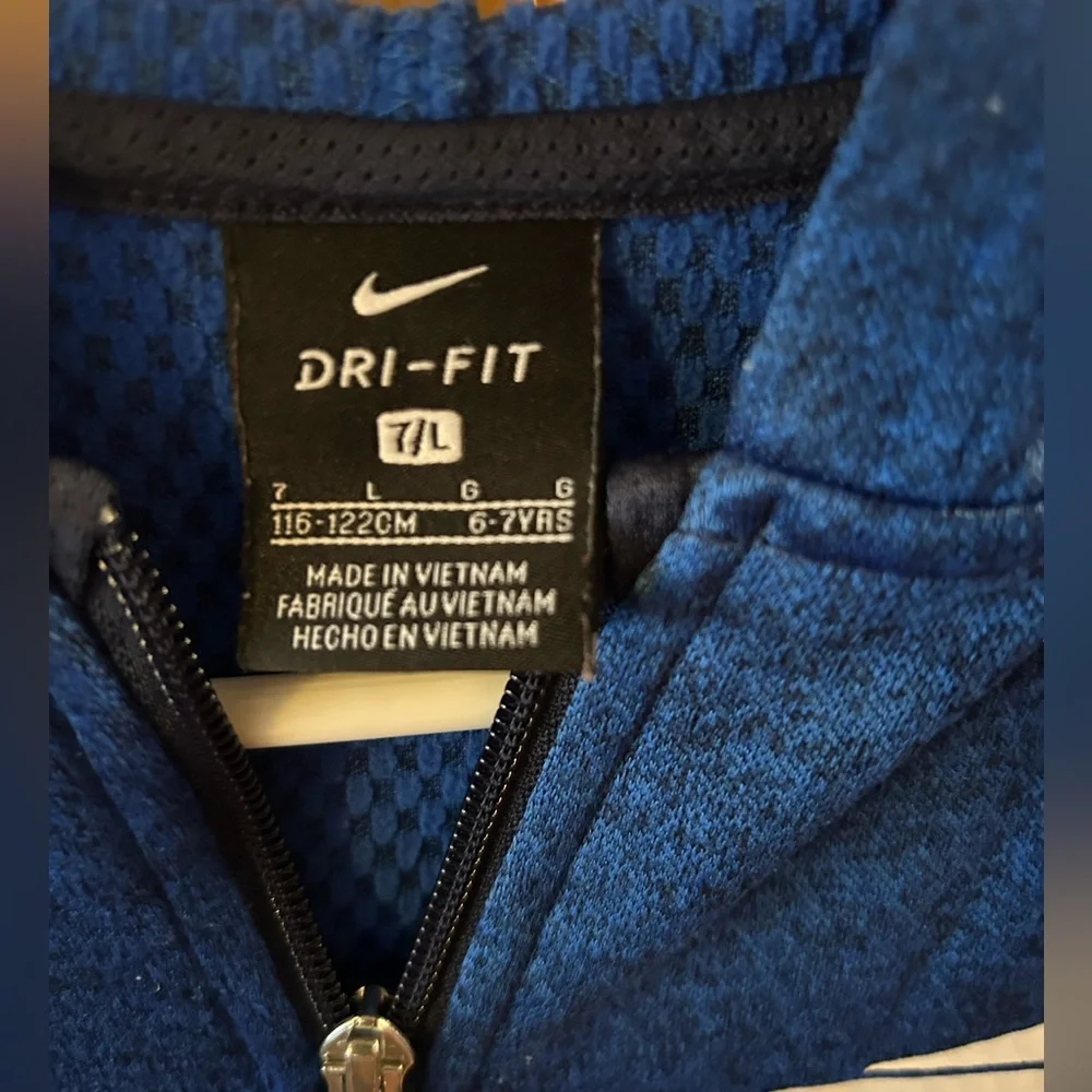 Nike comfortable hoodie